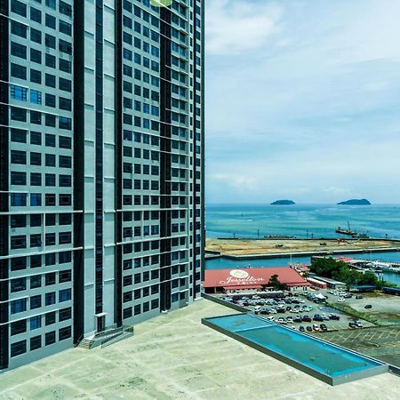 Full Seaview 2R1B Condo For 6Pax In Kota Kinabalu Exterior photo