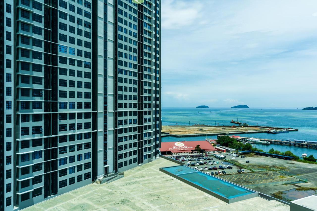 Full Seaview 2R1B Condo For 6Pax In Kota Kinabalu Exterior photo